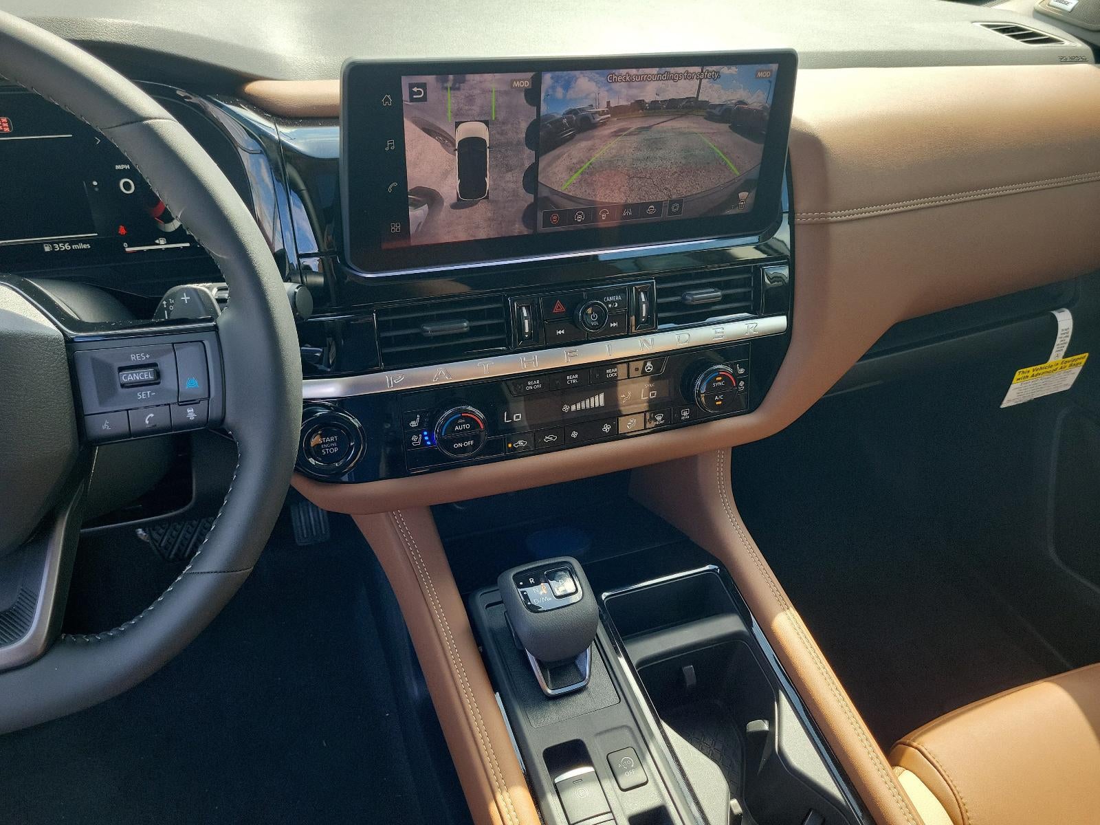 2026 Nissan Pathfinder Platinum 2WD