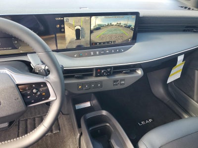 2026 Nissan LEAF PLATINUM+ FWD