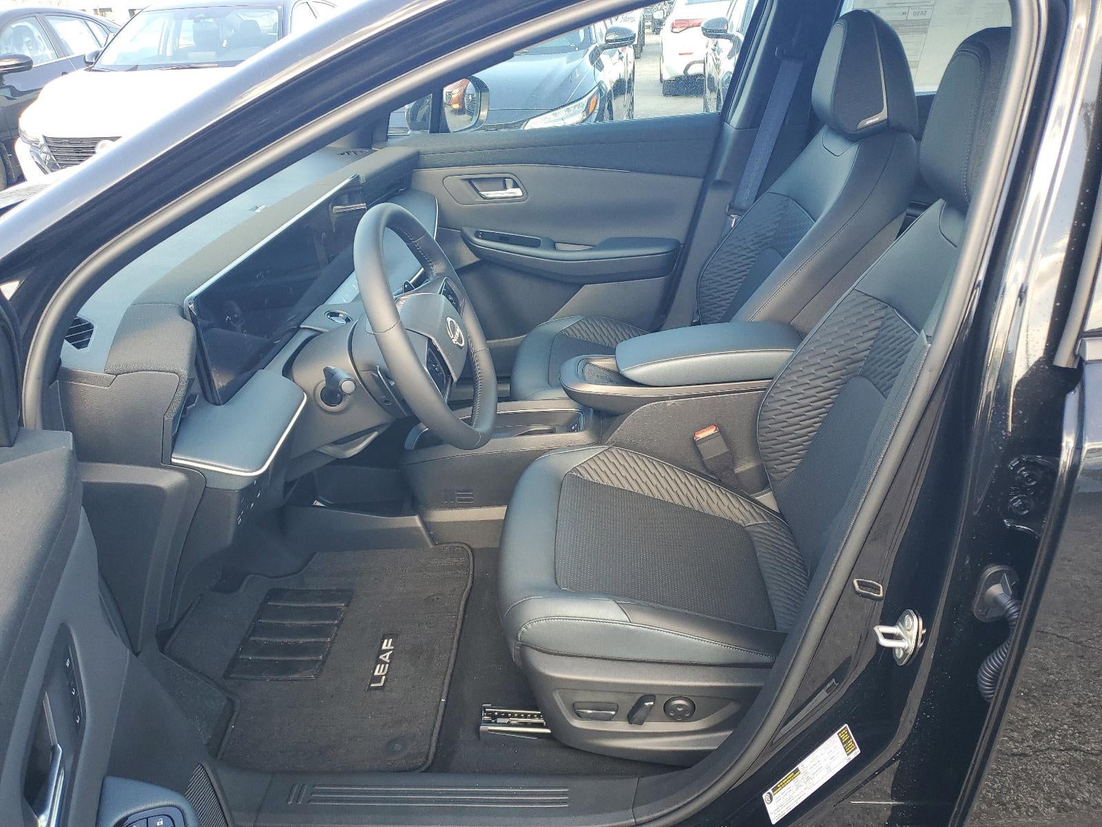 2026 Nissan LEAF PLATINUM+ FWD