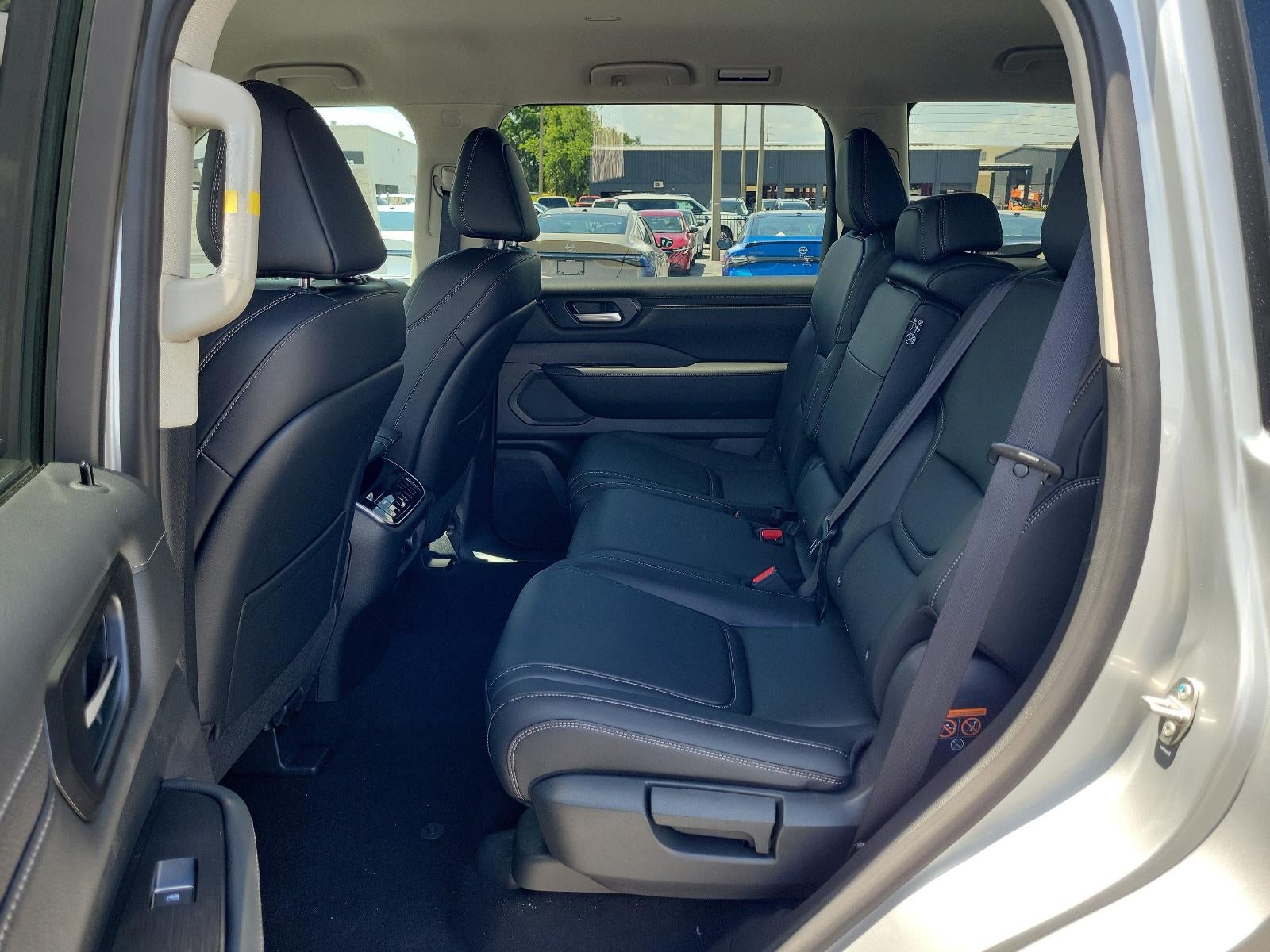 2026 Nissan Armada 4x2 SV