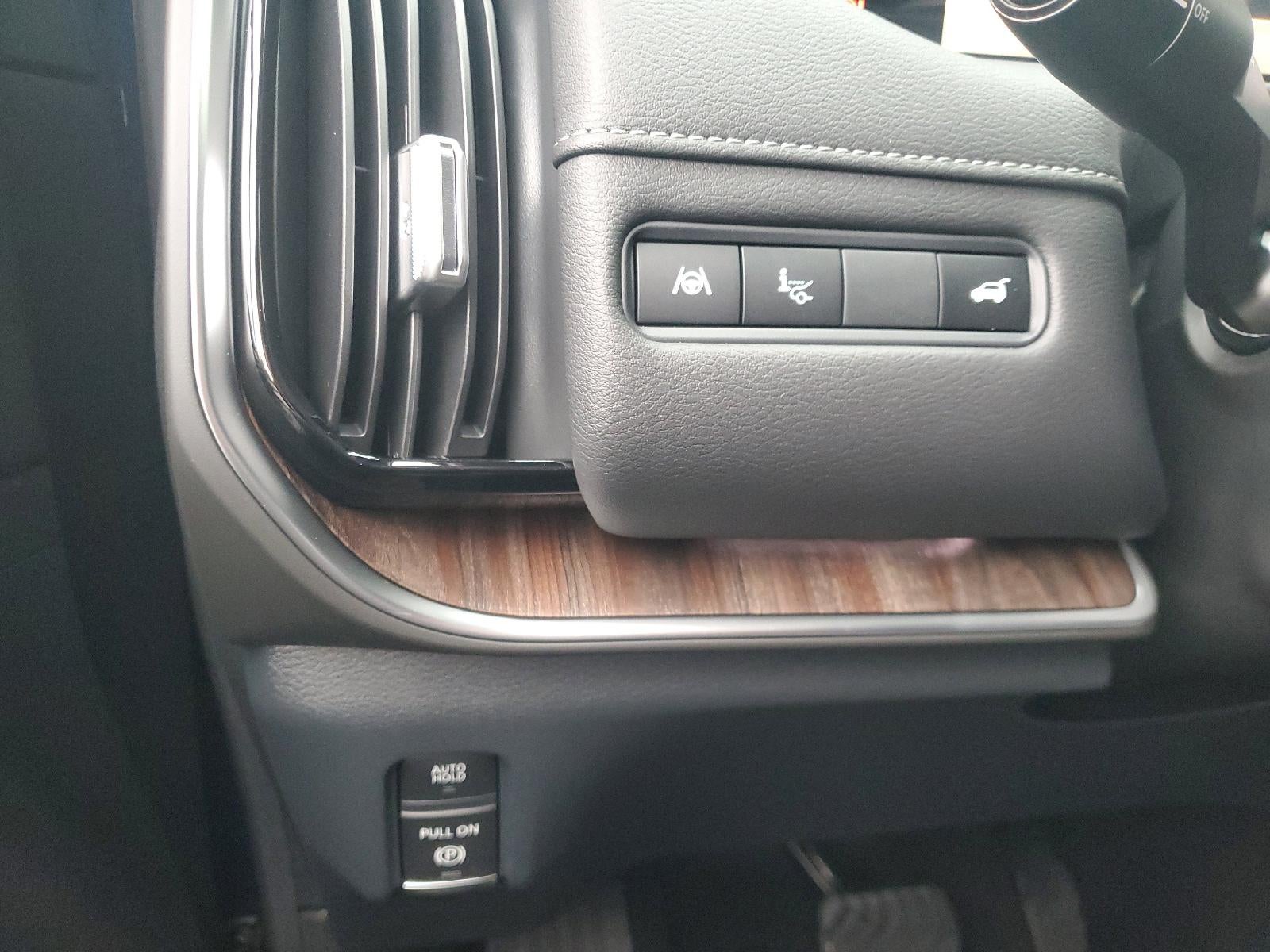 2026 Nissan Armada 4x2 SL