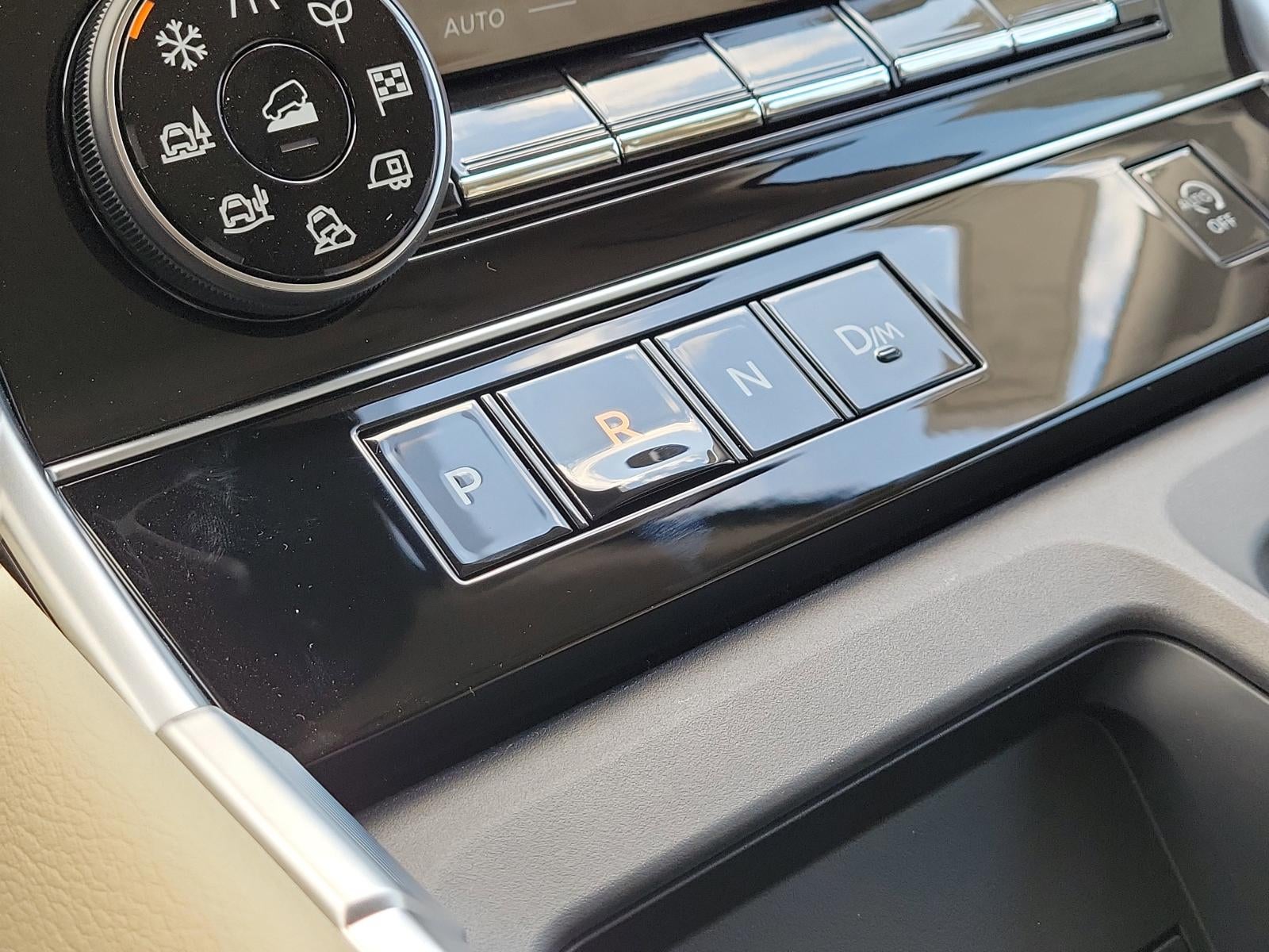 2026 Nissan Armada 4x4 Platinum *Ltd Avail*