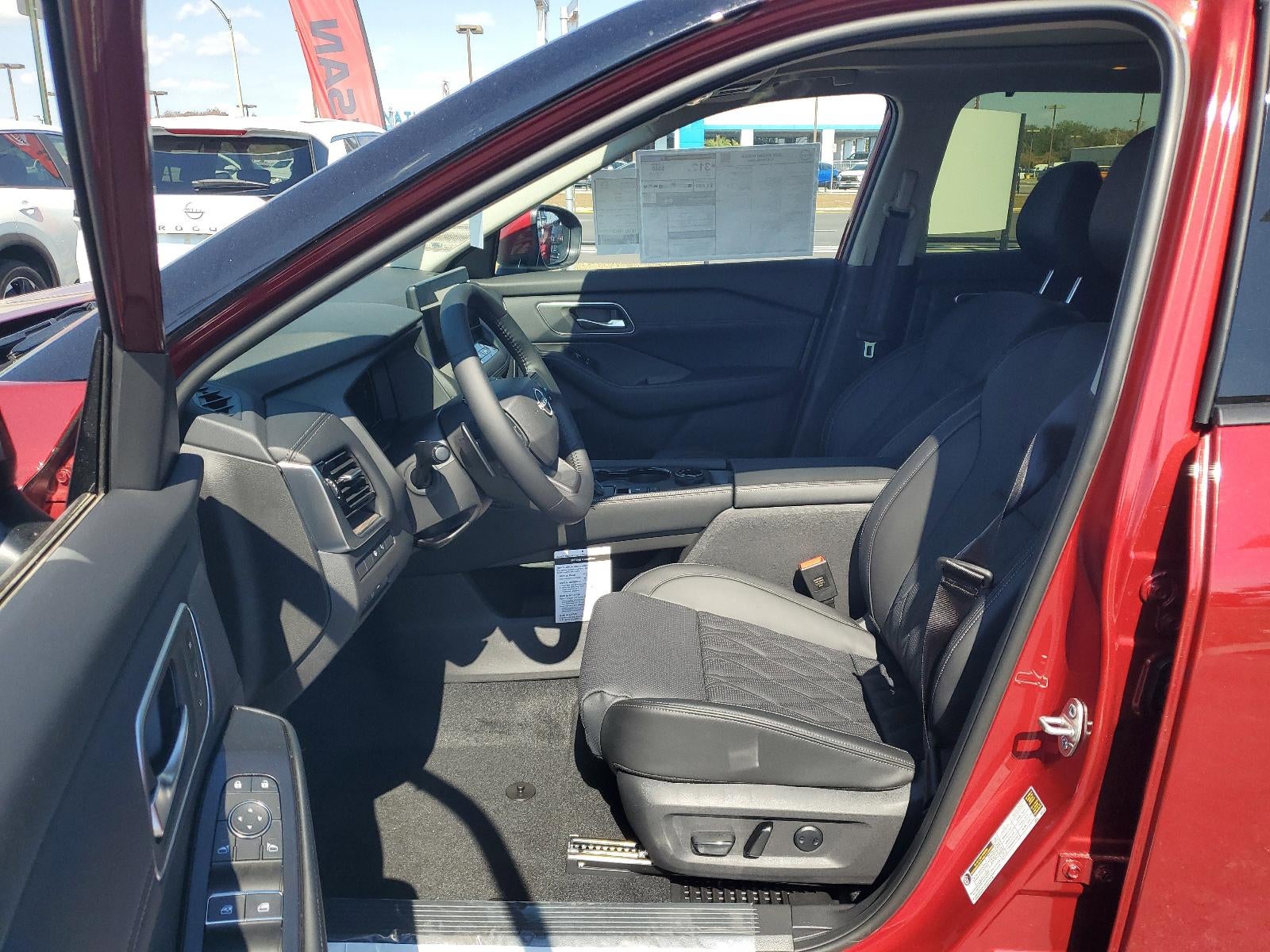 2026 Nissan Rogue AWD Platinum *Ltd Avail*