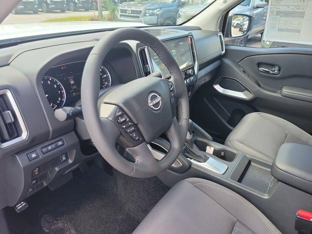 2025 Nissan Frontier Crew Cab 4x2 SV