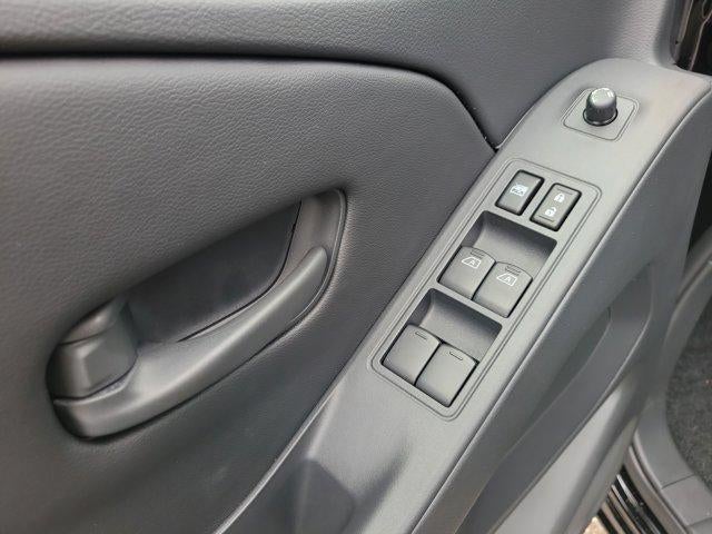 2026 Nissan Frontier Crew Cab 4x2 SV