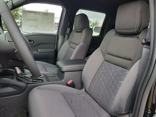 2026 Nissan Frontier Crew Cab 4x2 SV