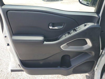 2025 Nissan Frontier Crew Cab 4x2 SV