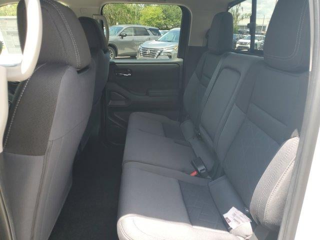 2025 Nissan Frontier Crew Cab 4x2 SV