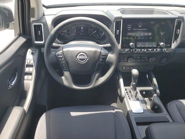 2025 Nissan Frontier Crew Cab 4x2 SV