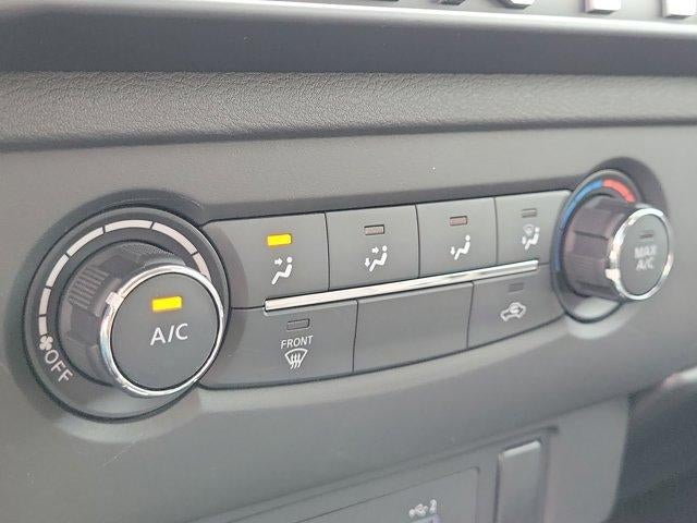 2025 Nissan Frontier Crew Cab 4x2 SV