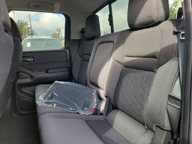 2025 Nissan Frontier Crew Cab 4x2 SV