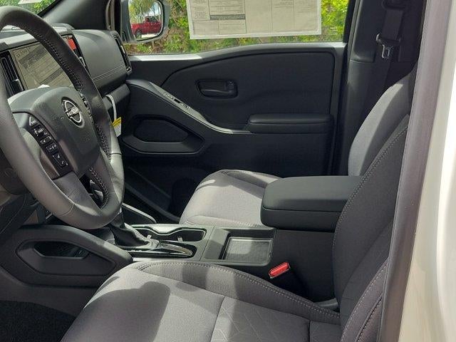 2026 Nissan Frontier Crew Cab 4x2 SV