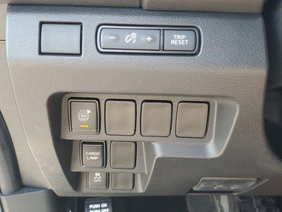 2025 Nissan Frontier Crew Cab 4x2 SV