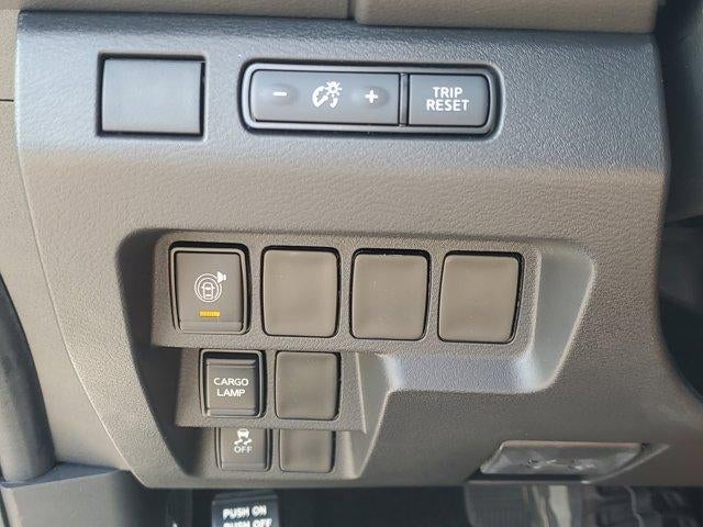 2025 Nissan Frontier Crew Cab 4x2 SV