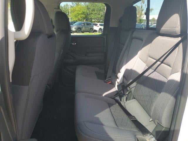 2025 Nissan Frontier Crew Cab 4x2 SV