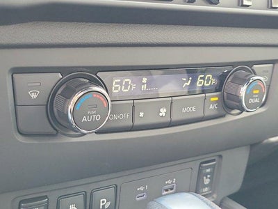 2026 Nissan Frontier Crew Cab 4x4 SV