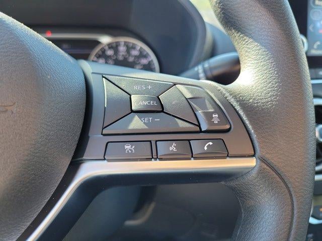 2025 Nissan Sentra SV CVT