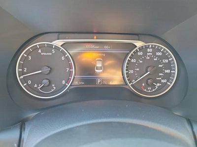 2025 Nissan Sentra SV CVT