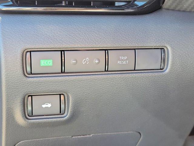 2025 Nissan Sentra SV CVT