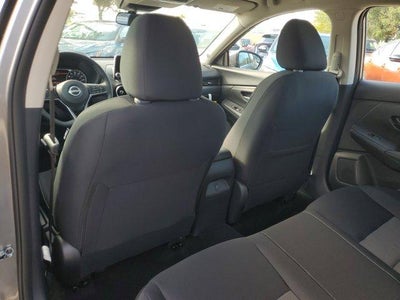 2025 Nissan Sentra SV CVT