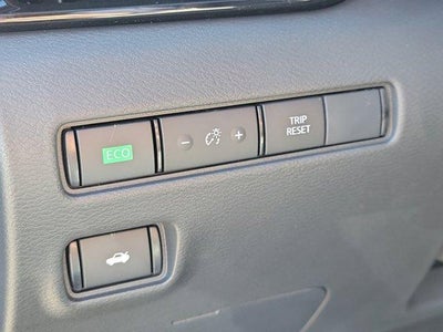 2025 Nissan Sentra SV CVT