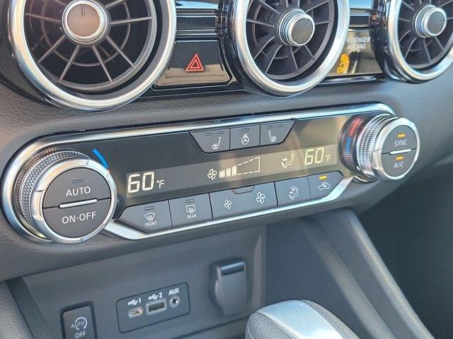 2025 Nissan Sentra SV CVT