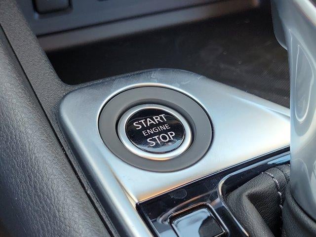 2025 Nissan Sentra SV CVT