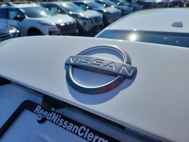 2025 Nissan Sentra SV CVT