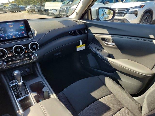 2025 Nissan Sentra SV CVT