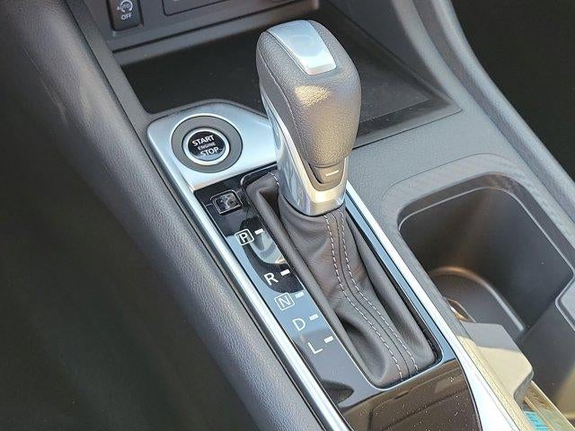 2025 Nissan Sentra SV CVT