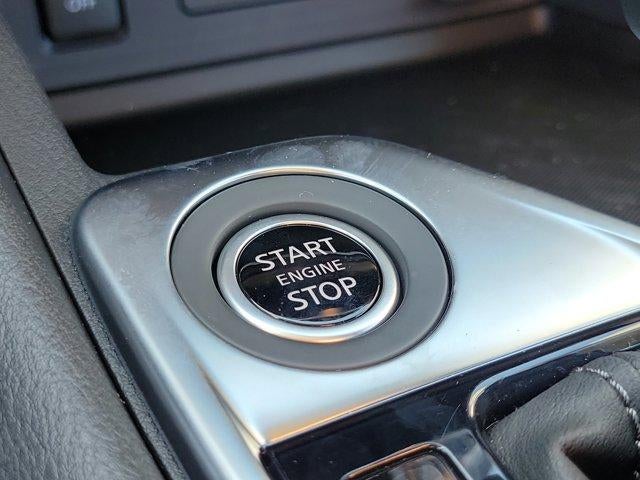 2025 Nissan Sentra SV CVT