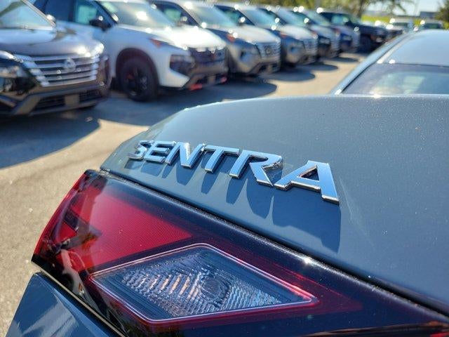 2025 Nissan Sentra SV CVT