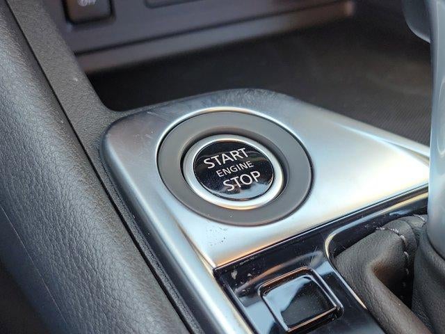 2025 Nissan Sentra SV CVT