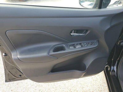 2025 Nissan Versa SV CVT