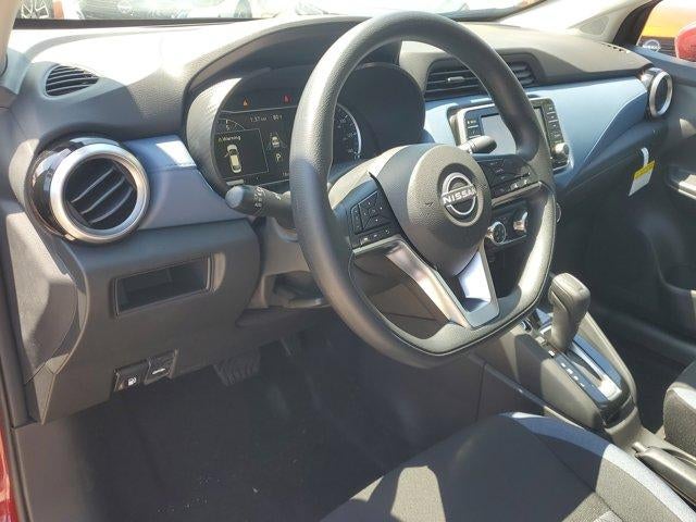 2025 Nissan Versa SV CVT