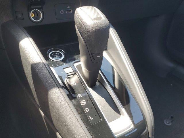 2025 Nissan Versa SV CVT