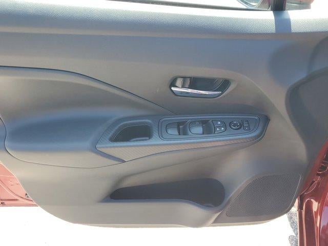 2025 Nissan Versa SV CVT