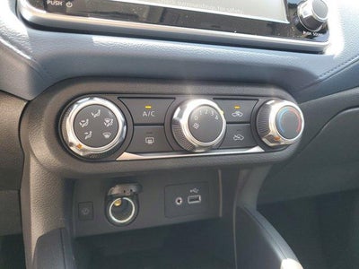 2025 Nissan Versa SV CVT