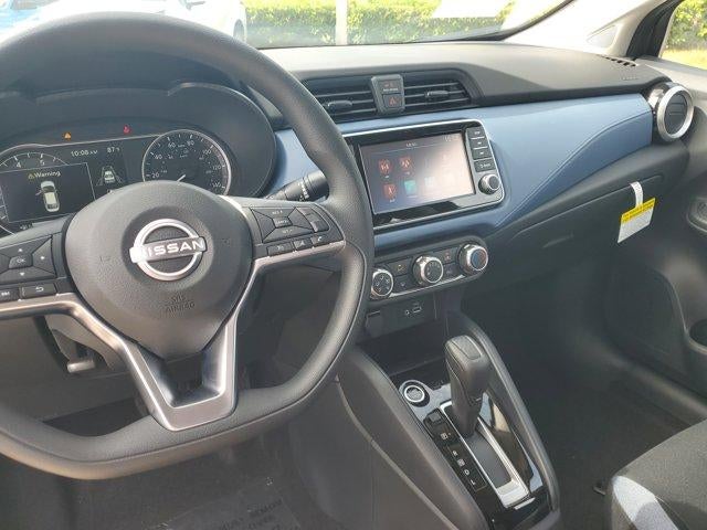 2025 Nissan Versa SV CVT