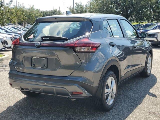 2025 Nissan Kicks Play S FWD