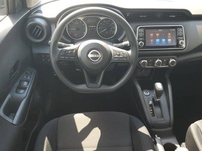 2025 Nissan Kicks Play S FWD