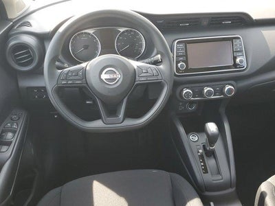 2025 Nissan Kicks Play S FWD