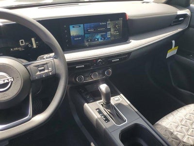 2025 Nissan Kicks SV FWD