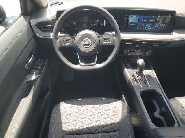 2025 Nissan Kicks SV FWD