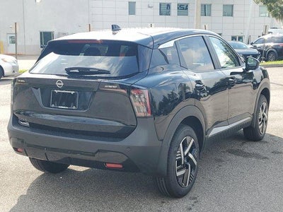 2025 Nissan Kicks SV FWD
