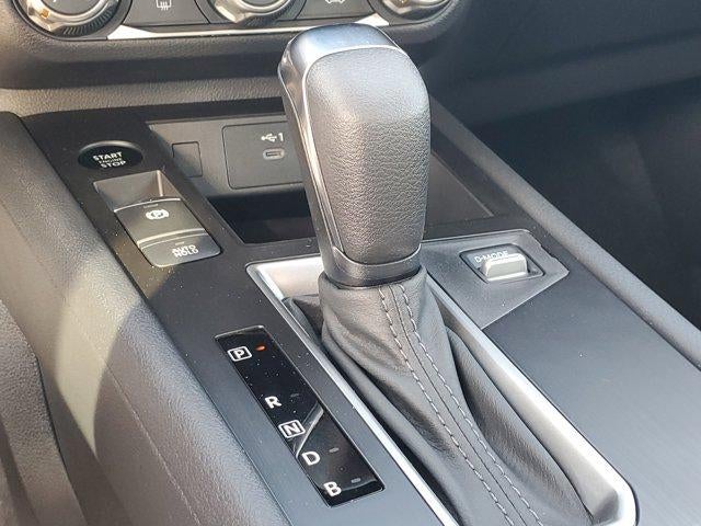 2025 Nissan Kicks SV FWD