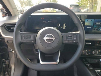 2025 Nissan Kicks SV FWD