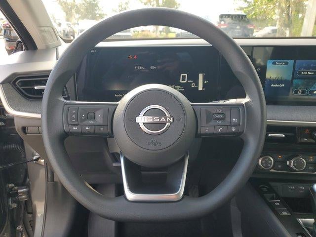 2025 Nissan Kicks SV FWD