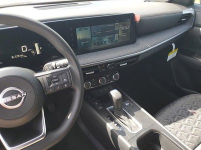 2025 Nissan Kicks SV FWD