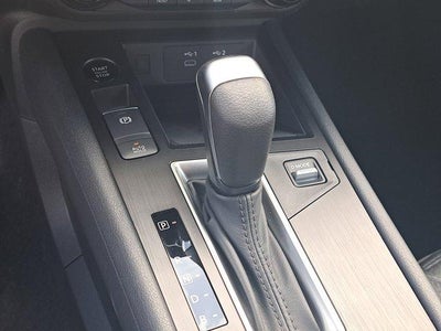 2026 Nissan Kicks SV FWD